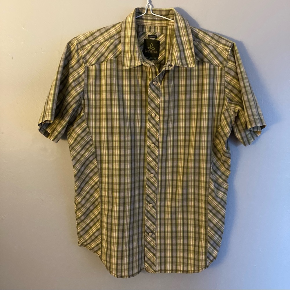 Prana Men’s Short sleeve Pearl Snap Shirt Slim Fit Checkered Size Med